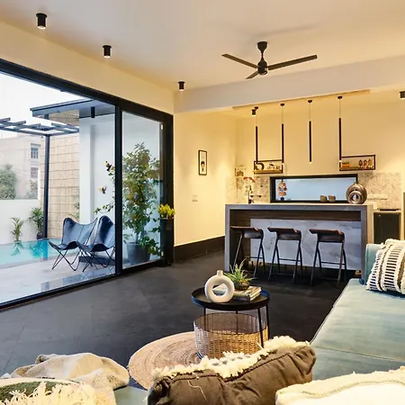The Hanging Villa - A Luxury Pool Villa In Jaipur Exterior photo